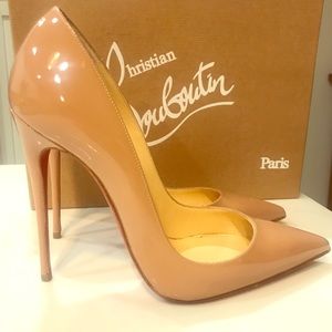 Christian Louboutin So Kate Nude Pump